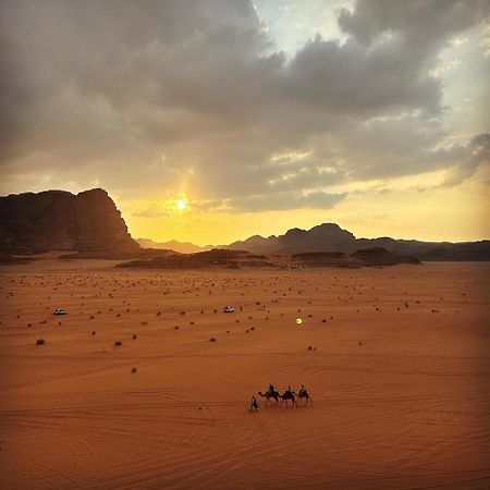 Hotel Rum Solaris Bubbles Camp Wadi Rum Exterior foto