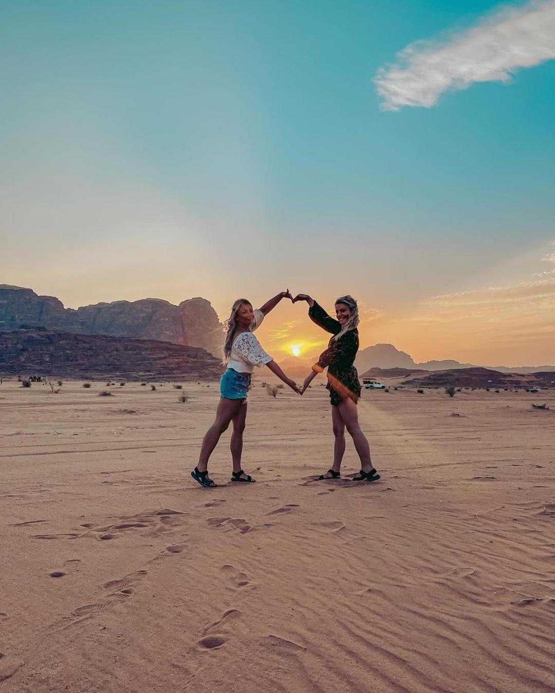 Rum Solaris Bubbles Camp Wadi Rum Exterior foto