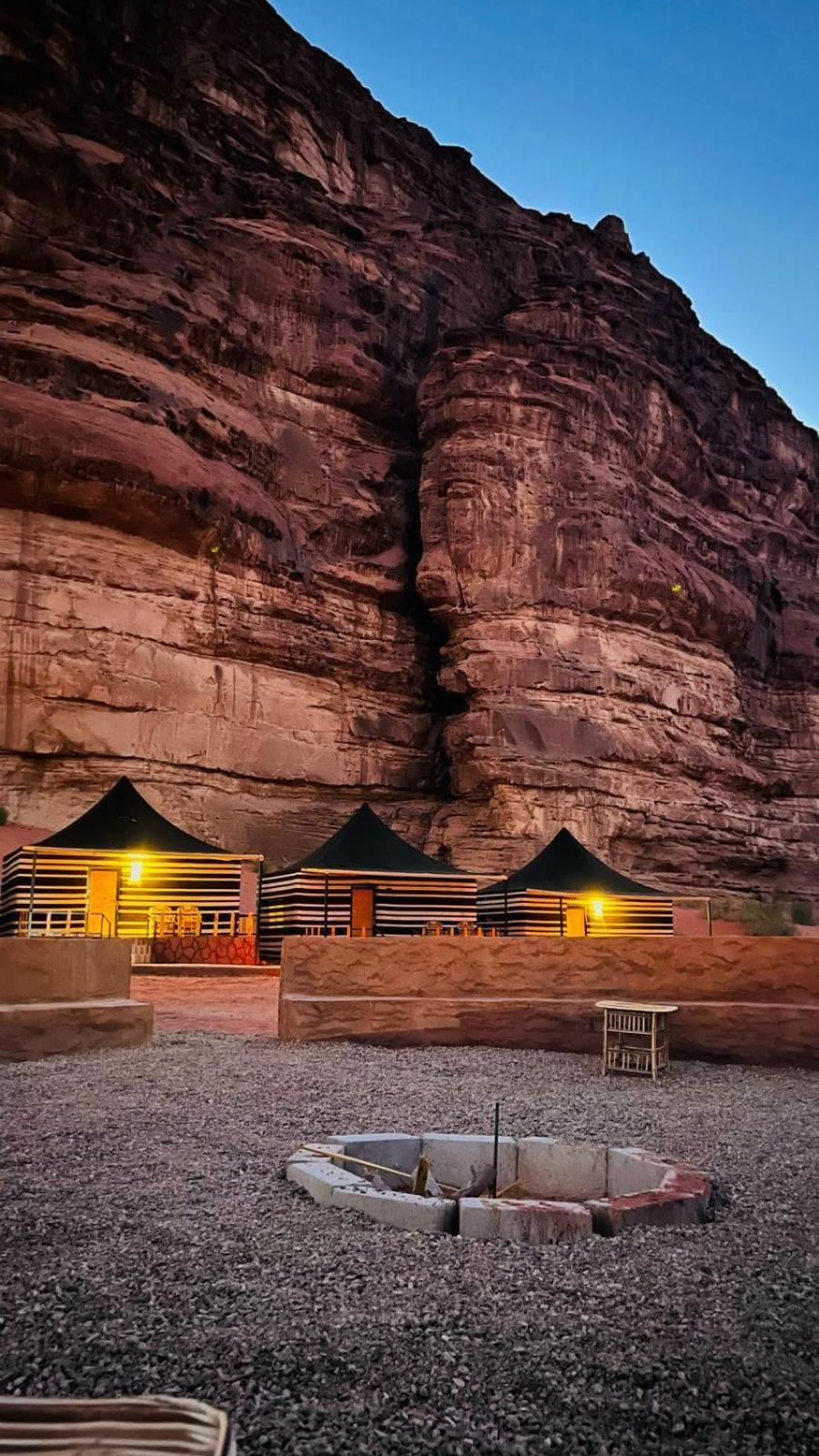 Hotel Rum Solaris Bubbles Camp Wadi Rum Exterior foto