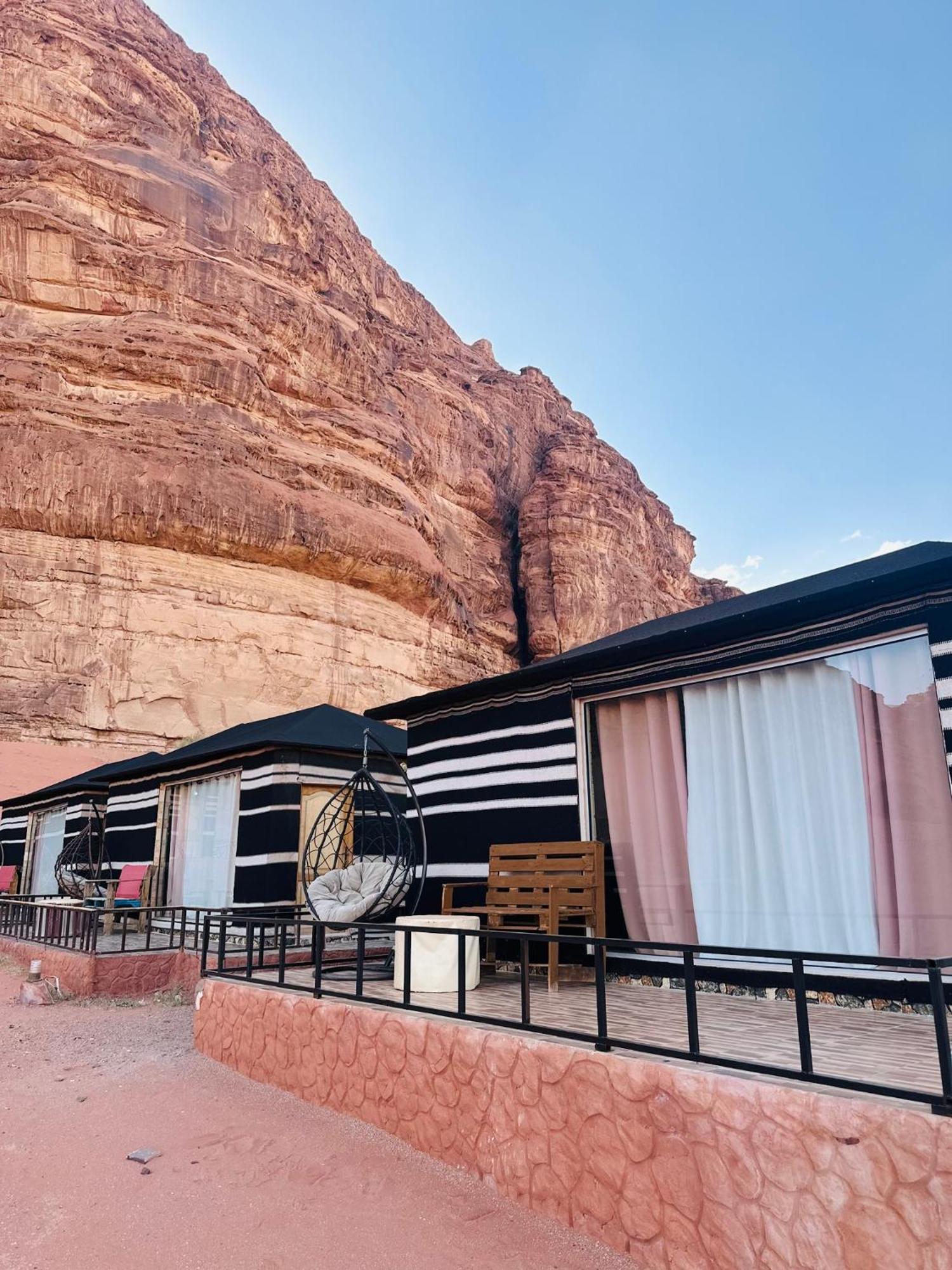 Hotel Rum Solaris Bubbles Camp Wadi Rum Exterior foto